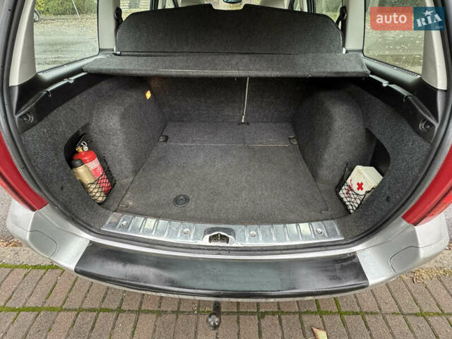 Пежо 307 2006 в Киеве на Automoto.ua Серый Пежо 307, объемом двигателя 2 л и пробегом 303 тыс. км за 4600 $, фото 11 на Automoto.ua