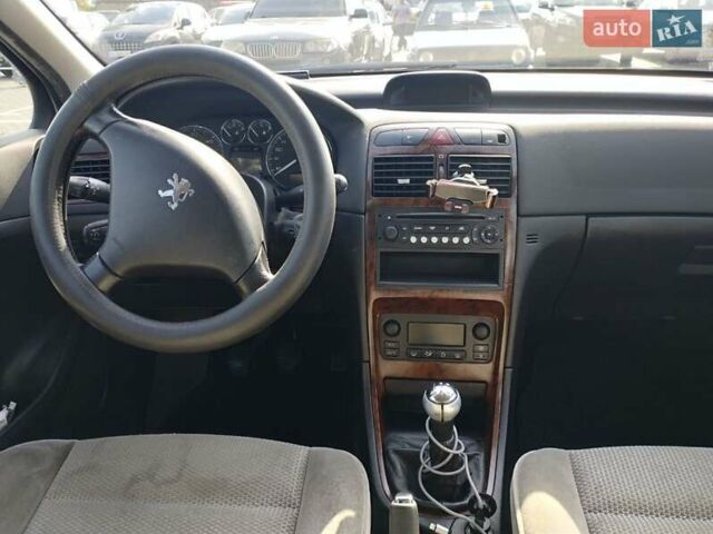 Серый Пежо 307, объемом двигателя 1.56 л и пробегом 295 тыс. км за 4500 $, фото 2 на Automoto.ua
