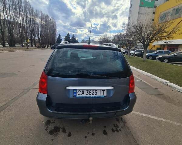 Серый Пежо 307, объемом двигателя 1.6 л и пробегом 320 тыс. км за 4400 $, фото 10 на Automoto.ua