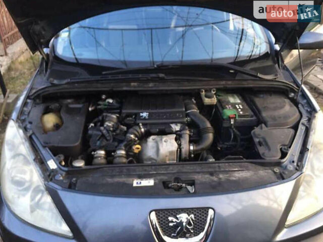 Сірий Пежо 307, об'ємом двигуна 1.6 л та пробігом 270 тис. км за 5000 $, фото 8 на Automoto.ua