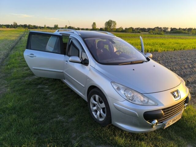 Сірий Пежо 307, об'ємом двигуна 1.6 л та пробігом 330 тис. км за 4700 $, фото 3 на Automoto.ua