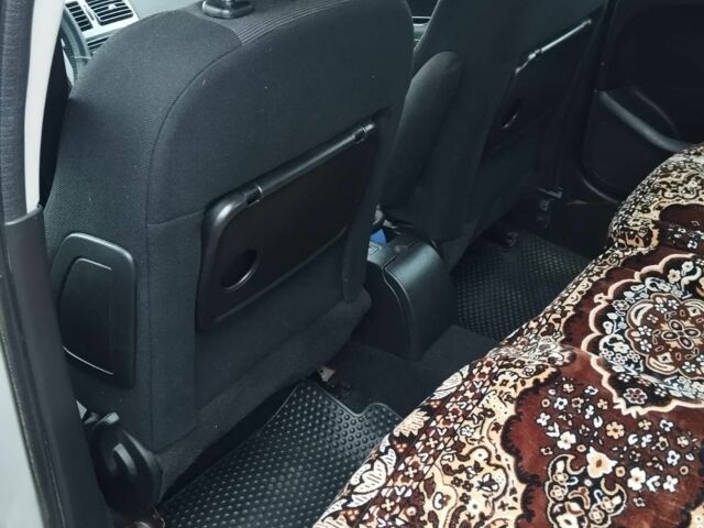 Серый Пежо 307, объемом двигателя 1.6 л и пробегом 260 тыс. км за 4300 $, фото 8 на Automoto.ua