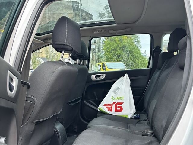 Серый Пежо 307, объемом двигателя 1.6 л и пробегом 279 тыс. км за 4250 $, фото 5 на Automoto.ua