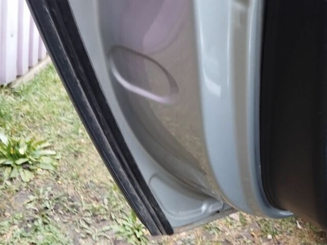 Серый Пежо 307, объемом двигателя 1.6 л и пробегом 260 тыс. км за 4300 $, фото 6 на Automoto.ua