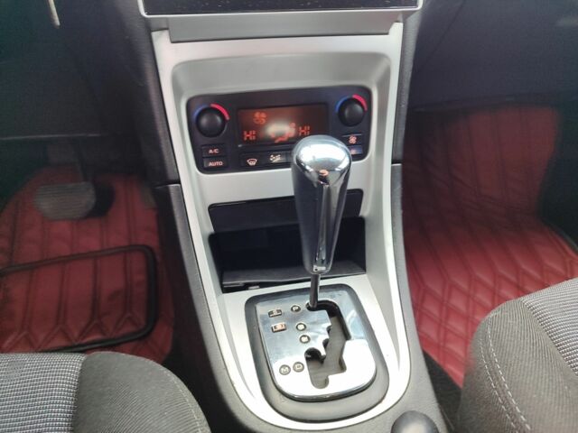 Серый Пежо 307, объемом двигателя 2 л и пробегом 258 тыс. км за 4800 $, фото 13 на Automoto.ua