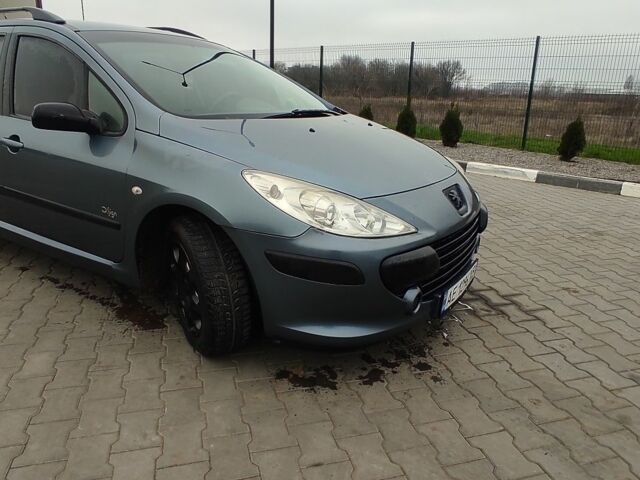 Серый Пежо 307, объемом двигателя 0 л и пробегом 337 тыс. км за 4100 $, фото 6 на Automoto.ua