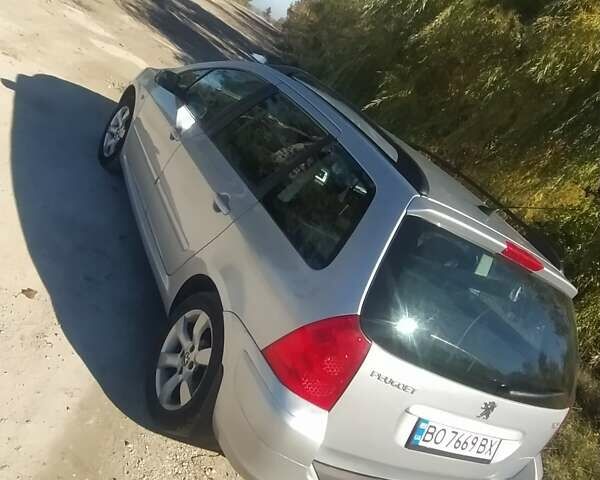 Серый Пежо 307, объемом двигателя 1.6 л и пробегом 253 тыс. км за 4250 $, фото 5 на Automoto.ua