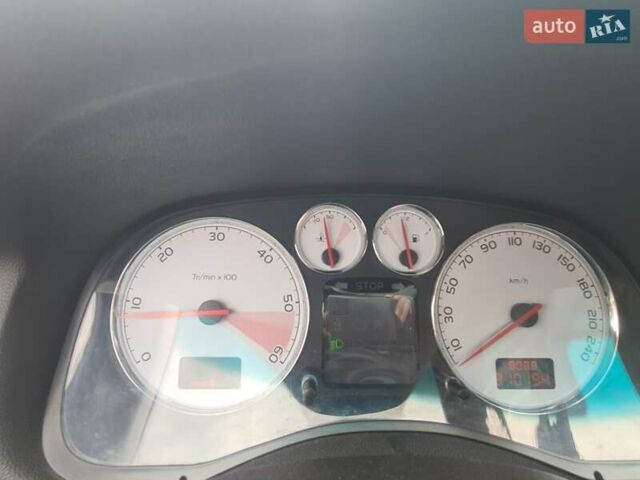 Серый Пежо 307, объемом двигателя 1.6 л и пробегом 320 тыс. км за 4400 $, фото 9 на Automoto.ua