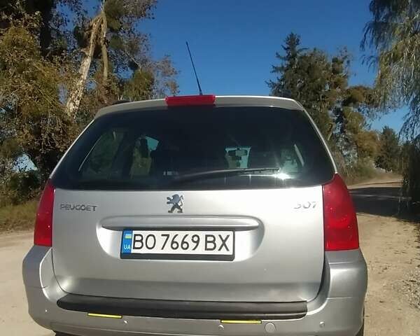 Серый Пежо 307, объемом двигателя 1.6 л и пробегом 253 тыс. км за 4250 $, фото 8 на Automoto.ua