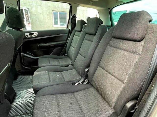 Сірий Пежо 307, об'ємом двигуна 2 л та пробігом 212 тис. км за 3999 $, фото 10 на Automoto.ua