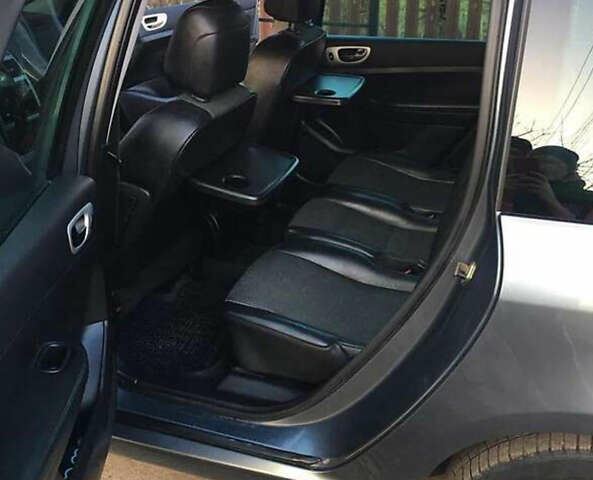 Сірий Пежо 307, об'ємом двигуна 1.6 л та пробігом 270 тис. км за 5000 $, фото 5 на Automoto.ua