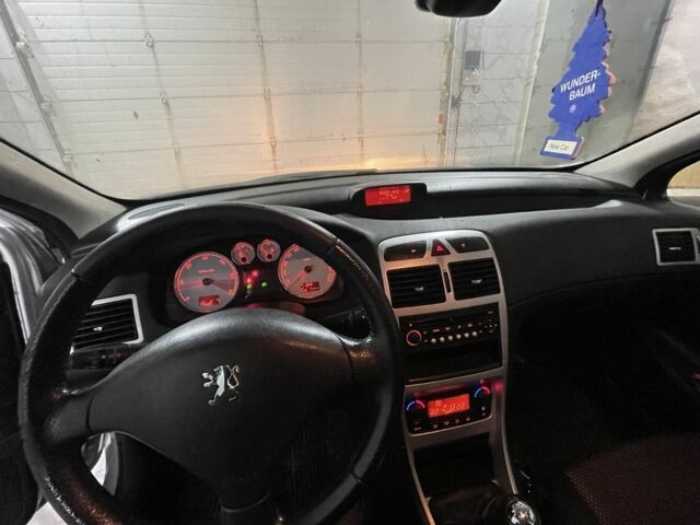 Серый Пежо 307, объемом двигателя 1.6 л и пробегом 306 тыс. км за 2849 $, фото 5 на Automoto.ua