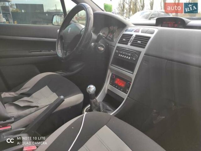 Пежо 307 2007 в Киеве на Automoto.ua Серый Пежо 307, объемом двигателя 1.56 л и пробегом 360 тыс. км за 3700 $, фото 8 на Automoto.ua