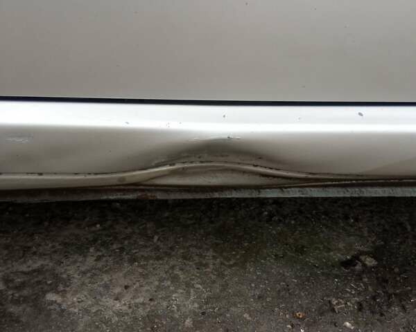 Серый Пежо 307, объемом двигателя 2 л и пробегом 302 тыс. км за 5100 $, фото 8 на Automoto.ua