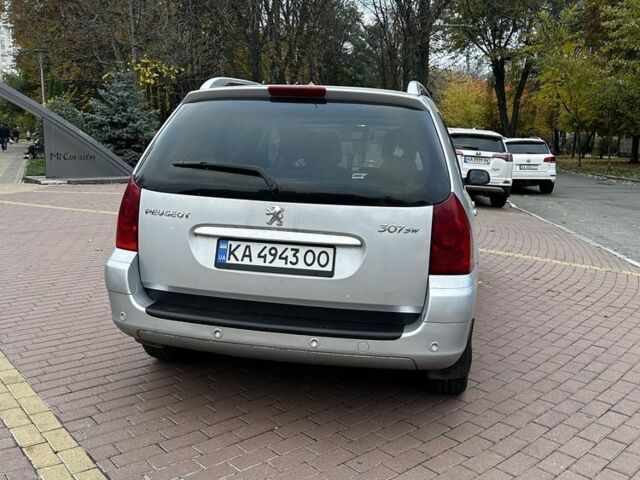 Серый Пежо 307, объемом двигателя 1.6 л и пробегом 279 тыс. км за 4250 $, фото 3 на Automoto.ua