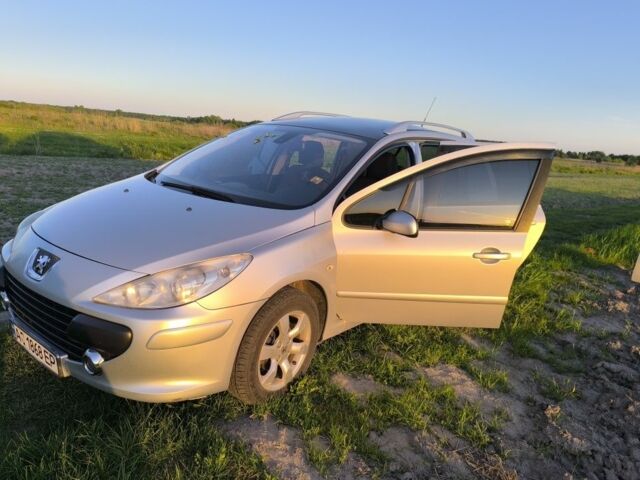 Сірий Пежо 307, об'ємом двигуна 1.6 л та пробігом 330 тис. км за 4700 $, фото 1 на Automoto.ua