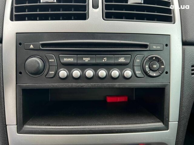 Сірий Пежо 307, об'ємом двигуна 1.6 л та пробігом 208 тис. км за 4190 $, фото 27 на Automoto.ua