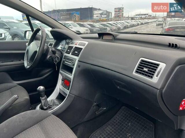 Серый Пежо 307, объемом двигателя 1.6 л и пробегом 208 тыс. км за 4190 $, фото 36 на Automoto.ua