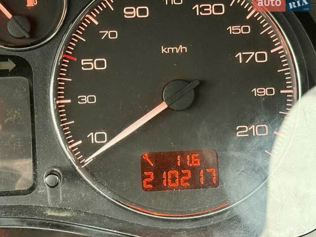 Серый Пежо 307, объемом двигателя 2 л и пробегом 210 тыс. км за 3950 $, фото 16 на Automoto.ua
