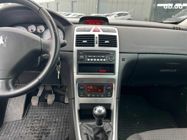 Сірий Пежо 307, об'ємом двигуна 1.6 л та пробігом 208 тис. км за 4190 $, фото 24 на Automoto.ua