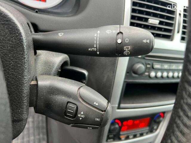 Сірий Пежо 307, об'ємом двигуна 1.6 л та пробігом 208 тис. км за 4190 $, фото 22 на Automoto.ua