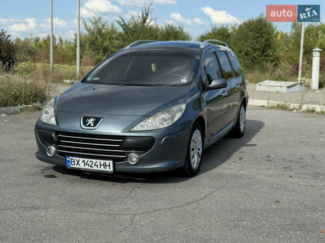 Серый Пежо 307, объемом двигателя 2 л и пробегом 340 тыс. км за 2900 $, фото 6 на Automoto.ua