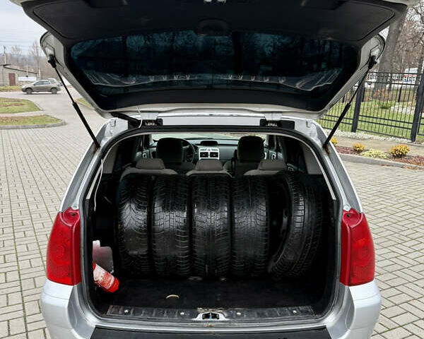 Серый Пежо 307, объемом двигателя 2 л и пробегом 210 тыс. км за 3950 $, фото 11 на Automoto.ua