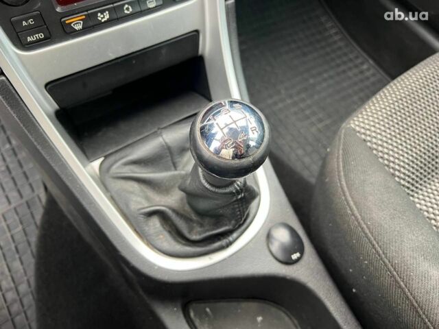 Сірий Пежо 307, об'ємом двигуна 1.6 л та пробігом 208 тис. км за 4190 $, фото 29 на Automoto.ua