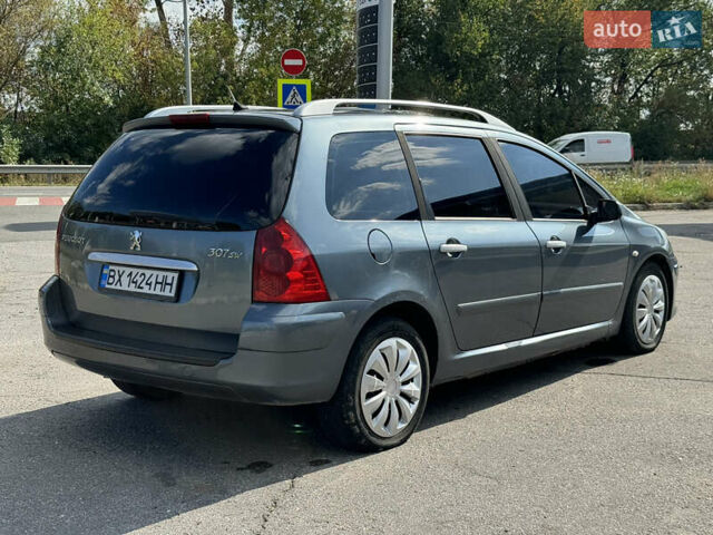 Серый Пежо 307, объемом двигателя 2 л и пробегом 340 тыс. км за 2900 $, фото 12 на Automoto.ua