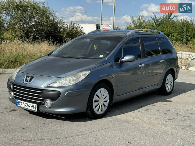 Серый Пежо 307, объемом двигателя 2 л и пробегом 340 тыс. км за 2900 $, фото 1 на Automoto.ua