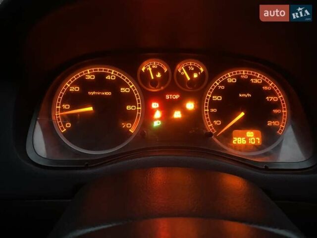 Синий Пежо 307, объемом двигателя 1.4 л и пробегом 286 тыс. км за 1950 $, фото 13 на Automoto.ua