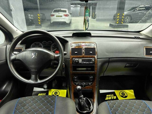 Синий Пежо 307, объемом двигателя 2 л и пробегом 260 тыс. км за 3900 $, фото 8 на Automoto.ua