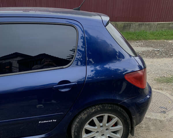 Синий Пежо 307, объемом двигателя 2 л и пробегом 260 тыс. км за 3750 $, фото 3 на Automoto.ua