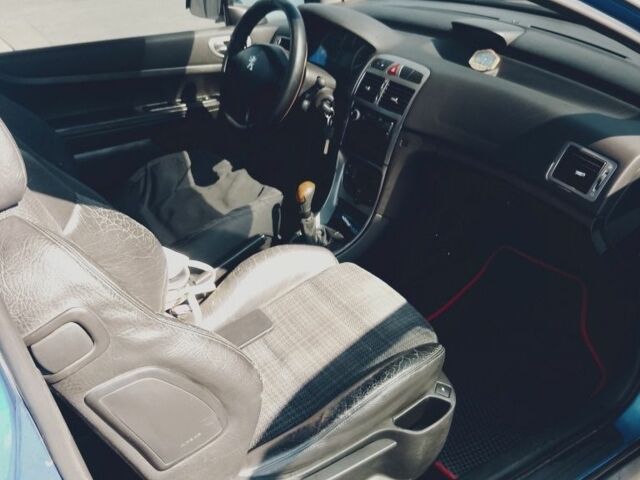 Синий Пежо 307, объемом двигателя 1 л и пробегом 300 тыс. км за 2200 $, фото 8 на Automoto.ua