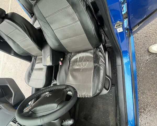 Синий Пежо 307, объемом двигателя 2 л и пробегом 168 тыс. км за 4000 $, фото 21 на Automoto.ua