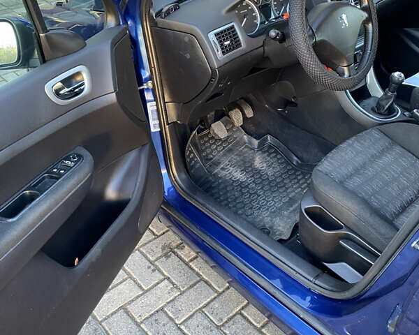 Синій Пежо 307, об'ємом двигуна 1.6 л та пробігом 192 тис. км за 4600 $, фото 12 на Automoto.ua