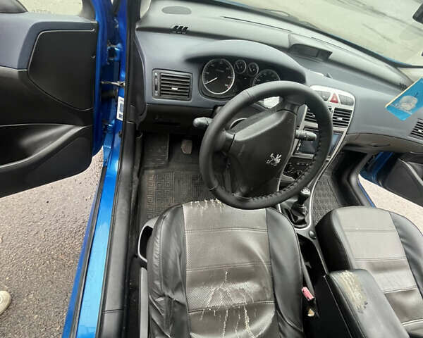 Синий Пежо 307, объемом двигателя 2 л и пробегом 168 тыс. км за 4000 $, фото 22 на Automoto.ua