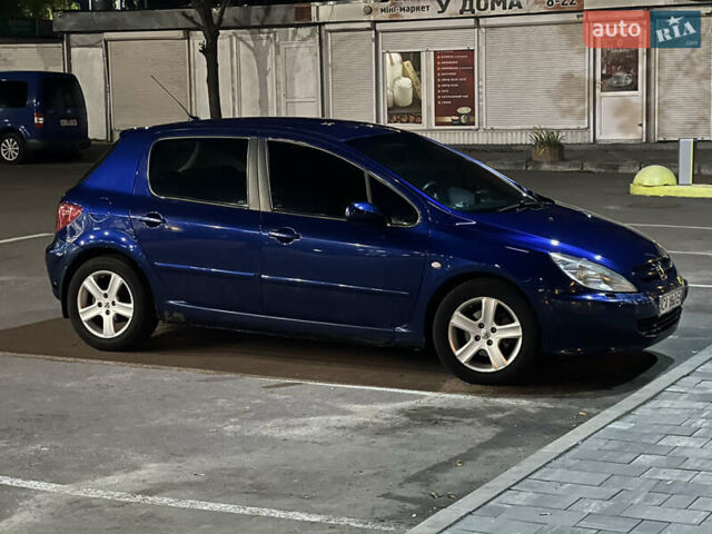Синій Пежо 307, об'ємом двигуна 2 л та пробігом 343 тис. км за 3500 $, фото 5 на Automoto.ua