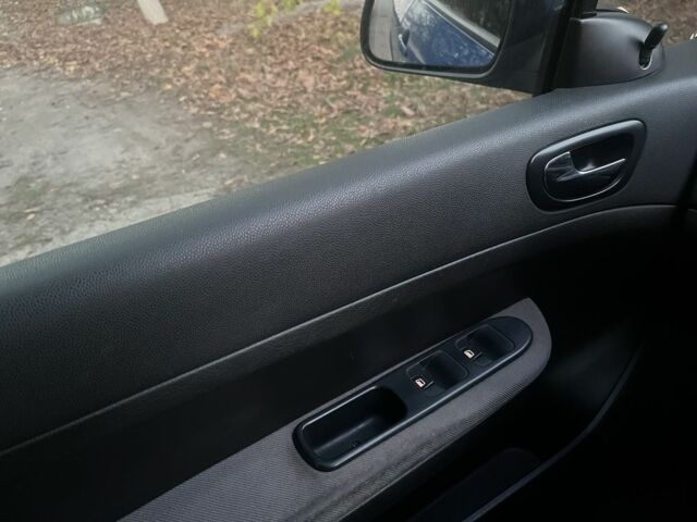 Синій Пежо 307, об'ємом двигуна 2 л та пробігом 279 тис. км за 1699 $, фото 9 на Automoto.ua