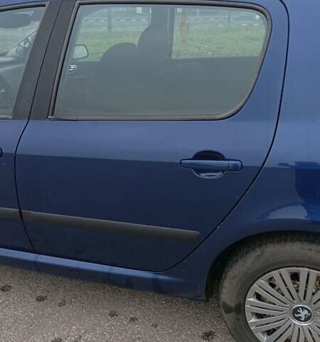 Синій Пежо 307, об'ємом двигуна 2 л та пробігом 434 тис. км за 3000 $, фото 2 на Automoto.ua