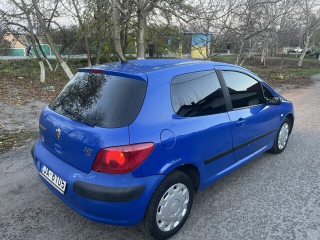 Синій Пежо 307, об'ємом двигуна 2 л та пробігом 279 тис. км за 1699 $, фото 7 на Automoto.ua
