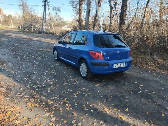 Синій Пежо 307, об'ємом двигуна 2 л та пробігом 260 тис. км за 1699 $, фото 6 на Automoto.ua