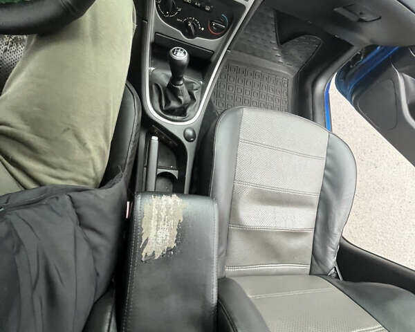 Синий Пежо 307, объемом двигателя 2 л и пробегом 168 тыс. км за 4000 $, фото 27 на Automoto.ua