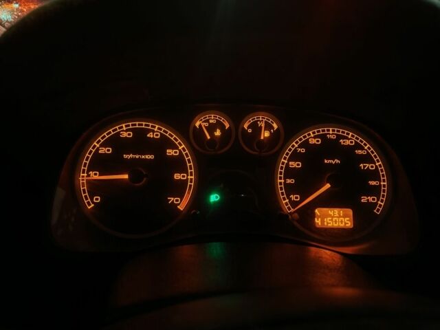 Синий Пежо 307, объемом двигателя 1.4 л и пробегом 777 тыс. км за 2499 $, фото 7 на Automoto.ua