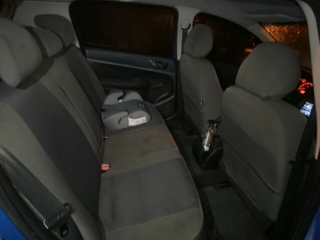 Синий Пежо 307, объемом двигателя 1.4 л и пробегом 777 тыс. км за 2499 $, фото 4 на Automoto.ua