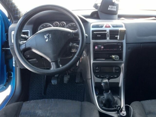 Синій Пежо 307, об'ємом двигуна 1.6 л та пробігом 300 тис. км за 3000 $, фото 2 на Automoto.ua