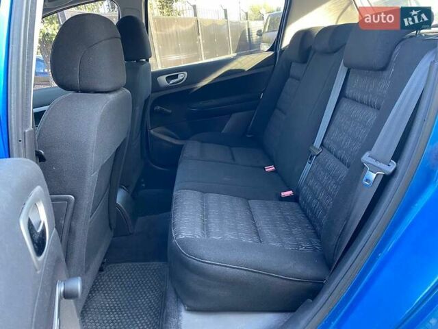 Пежо 307 2004 в Киеве на Automoto.ua Синий Пежо 307, объемом двигателя 1.6 л и пробегом 266 тыс. км за 3690 $, фото 9 на Automoto.ua