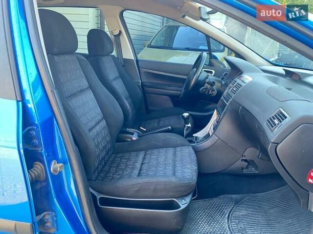 Пежо 307 2004 в Киеве на Automoto.ua Синий Пежо 307, объемом двигателя 1.6 л и пробегом 266 тыс. км за 3690 $, фото 11 на Automoto.ua