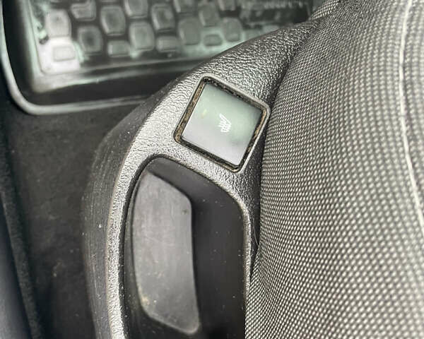 Синий Пежо 307, объемом двигателя 1.6 л и пробегом 249 тыс. км за 4500 $, фото 11 на Automoto.ua