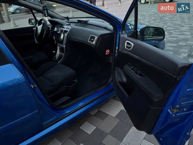 Синій Пежо 307, об'ємом двигуна 2 л та пробігом 393 тис. км за 3450 $, фото 6 на Automoto.ua